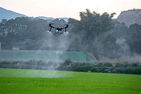 开启智慧农业新篇章 极飞科技创新推出V系列双旋翼农业无人机 - 滚动 - 华夏小康网