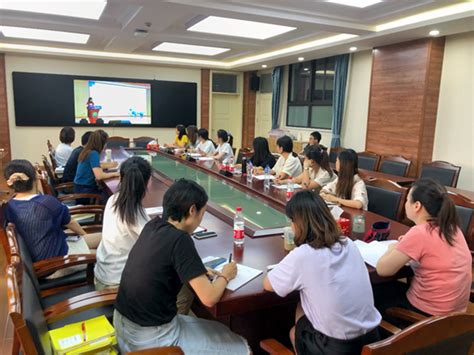 疫情下，“空中课堂”上线！上海中小学数千节优质视频课是怎么“炼”成的？