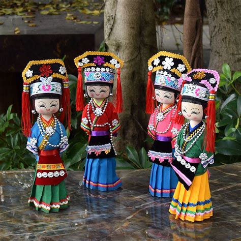 手工少数 贵州民族娃娃 广西桂林56个民族娃娃 民族布艺卡通娃-阿里巴巴