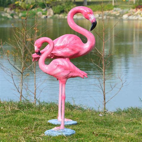 它们浑身长满粉红色的羽毛玻璃钢火烈鸟雕塑|手工艺|工艺品设计|东莞市名妍雕塑 - 原创作品 - 站酷 (ZCOOL)