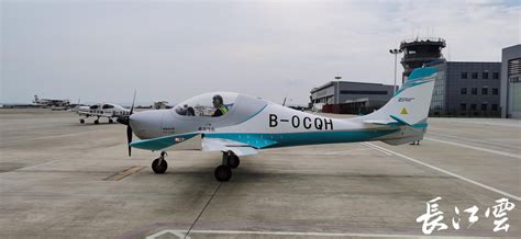 BAW轻型运动飞机试飞_公司相册_珠海航太科技有限公司