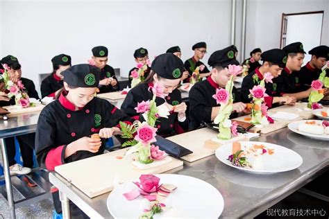 烹饪工艺与营养（中餐烹调）简介-烹饪学院--辽宁现代服务职业技术学院
