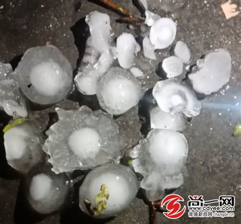 上海今日部分地区出现冰雹，大夏天为什么会下冰雹？_凤凰网