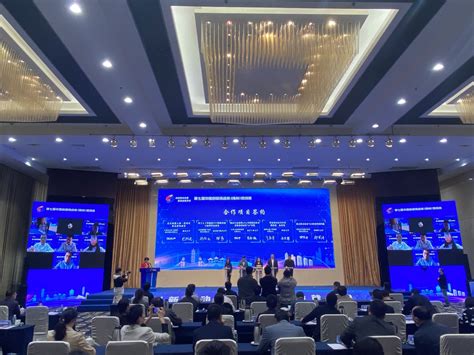 扬州第五次承办“中国创新赛”，80所高校送来200余项“金点子”_我苏网
