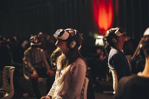 HTC Vive新应用，全球首家专业VR影院落户京城 | 零镜网