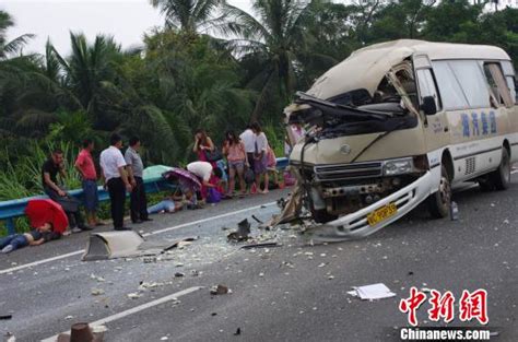 海南东线高速发生车祸多名旅客受伤 司机被控制-新闻中心-南海网