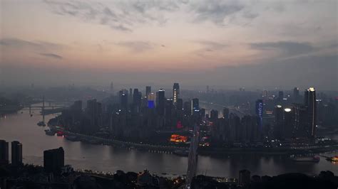 新重庆最佳360°都市全景观赏地|重庆环球金融中心（WFC）观景台_山城