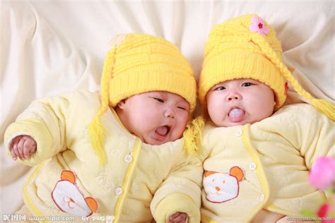 双胞胎宝宝摄影图__儿童幼儿_人物图库_摄影图库_昵图网nipic.com