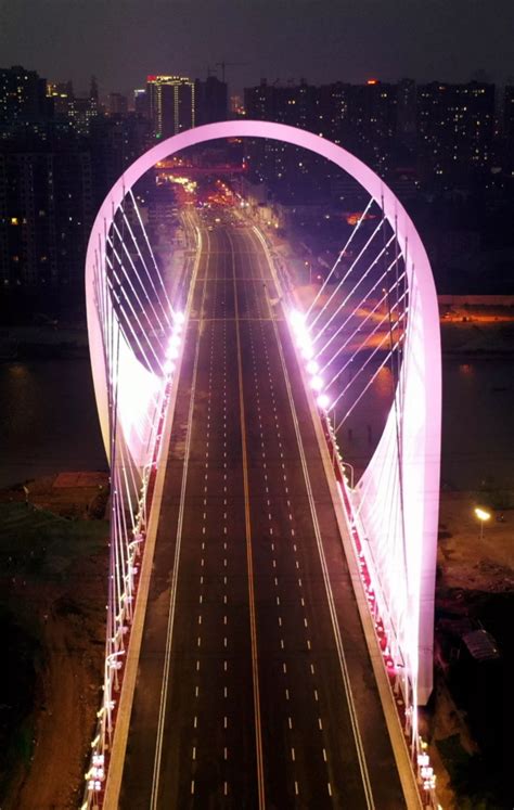 今天，淮安运河大桥建成通车！