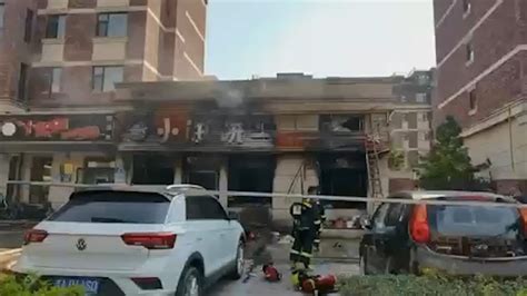 天津居民楼发生煤气爆炸 现场1人死亡17人受伤_社会新闻_百战网