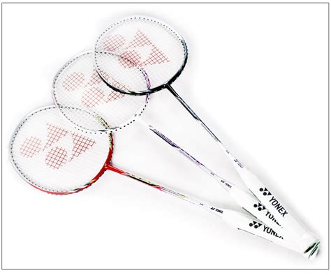 YONEX羽毛球拍的各个版本有什么区别？哪个版本好？-