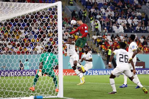 今日凌晨世界杯小组赛首轮葡萄牙3-2加纳|葡萄牙|加纳|克里斯蒂亚诺·罗纳尔多_新浪新闻