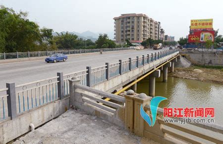 安徽歙县一座大桥下沉仍在通车-路桥市政新闻-筑龙路桥市政论坛