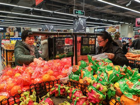 商务部回应物价：下一步蔬菜水果价格将总体呈现回落态势_凤凰网