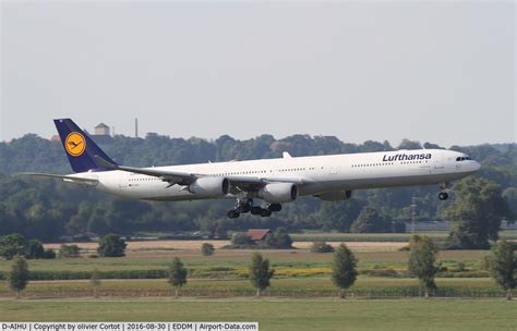 Aircraft D-AIHU (2008 Airbus A340-642 C/N 848) Photo by olivier Cortot ...