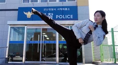 出于好奇，我想知道一般中国女警察格斗能力什么水平？ - 知乎