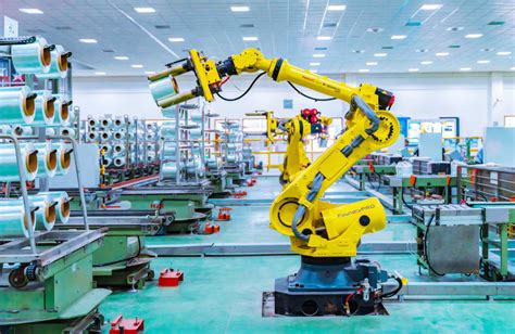 中国建材股份有限公司 数字化转型 中国巨石打造“未来工厂”，引领玻纤工业变革