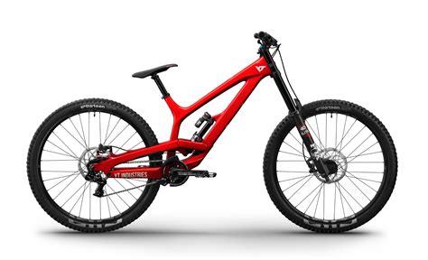 The YT Capra 29 Limited Edition is 100% Carbon Fiber Free ...