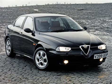 Alfa Romeo 156: Storia e caratteristiche