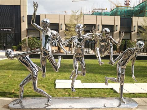 玻璃钢跑步雕塑 (2)-宏通雕塑