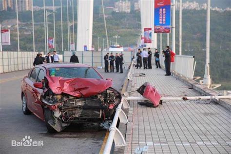 重庆公交坠江案“女司机”惨遭声讨，“后真相时代”，媒体应如何参与 - 知乎