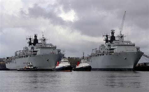 HMS Bulwark leaves dry dock in £30m refit - GOV.UK