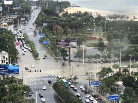 广东阳江今年首发暴雨红色预警 城区内涝严重-图片频道