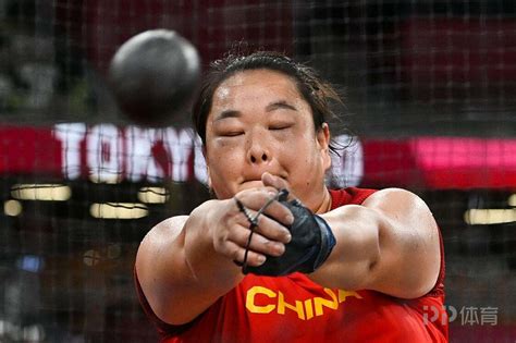 组图-奥运会女子链球 中国选手王峥摘银 波兰名将奥运三连冠