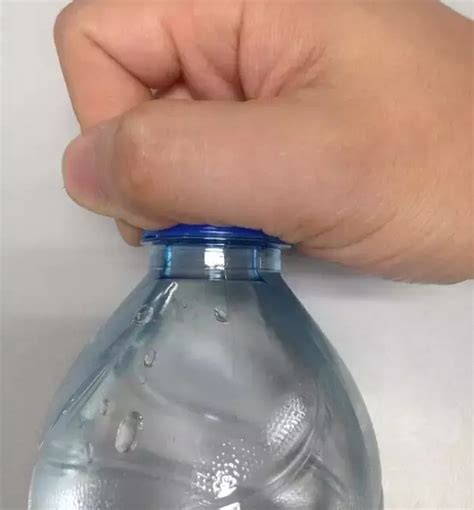 拧开瓶盖到底需要多大的力气？