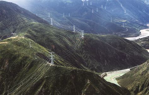 西藏和平解放70年电力发展成就：在高原大地播撒光明