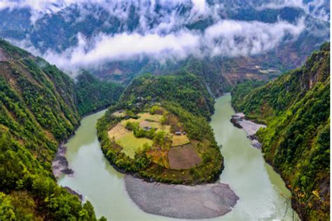 中国十大河流，气势磅礴，来看看有没有途径过你家乡的？|怒江|珠江|河流_新浪新闻