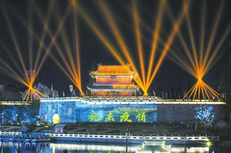 荆州古城光影秀重启 增加致敬最美逆行者等元素 - 荆州市文化和旅游局