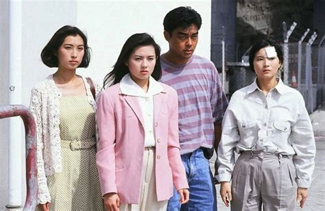 1993年，《蜜桃成熟时》和《爱的精灵》同日上映，李丽珍打李丽珍_高志