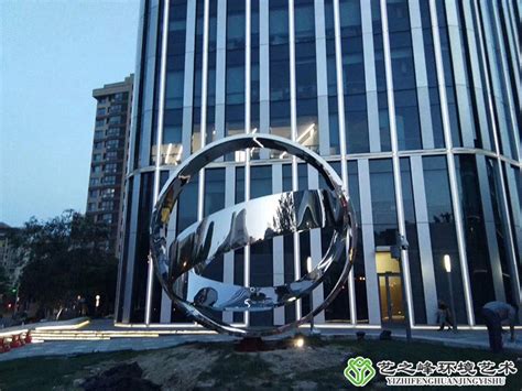 玻璃钢假山_北京景观雕塑_北京境度空间环境艺术雕塑厂