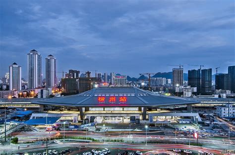 广西柳州高铁动车站城市交通枢纽高清摄影大图-千库网