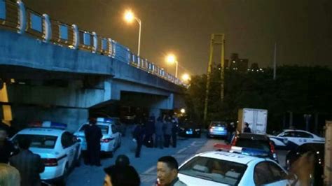 上海浦东河道内被发现的女童遗体查明，确系金桥走失女童溺亡_凤凰资讯