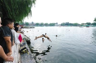 “农商银行杯”第六届中国•花亭湖国际公开水域游泳赛圆满结束