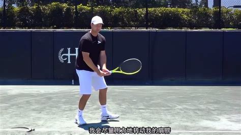 高清超级慢动作:网球运动员直接向上扔球—高清视频下载、购买_视觉中国视频素材中心