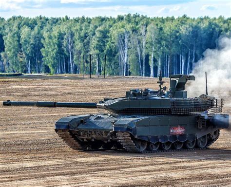 出现在乌克兰前线的俄罗斯T-90坦克 号称是坦克之王