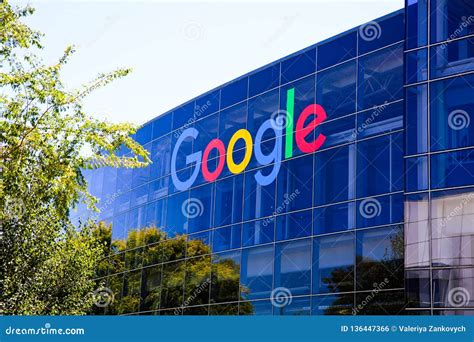 Mountain View, CA/USA - May 21, 2018: Exterior View of a Googleplex ...