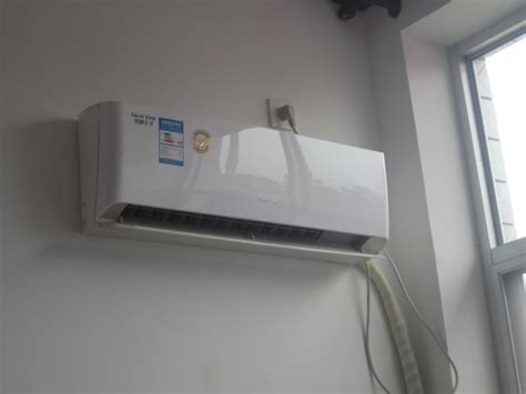 立式空调排水管安装图客厅如何安装-舒适100网
