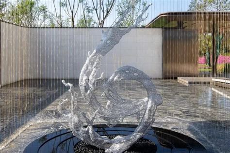 武汉雕塑_泡沫|玻璃钢|不锈钢|武汉雕塑厂_武汉天工雕塑公司