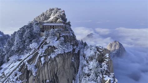 西岳华山：雪霁初晴 群山巍峨“舞银龙”-上游新闻 汇聚向上的力量