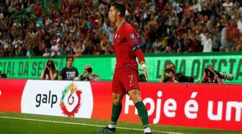 欧洲杯预选赛小组第一轮葡萄牙4:0列支敦士登C罗梅开二度