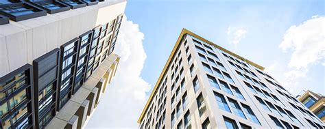 毕尔巴鄂附近的公寓楼高清图片下载-正版图片506507790-摄图网