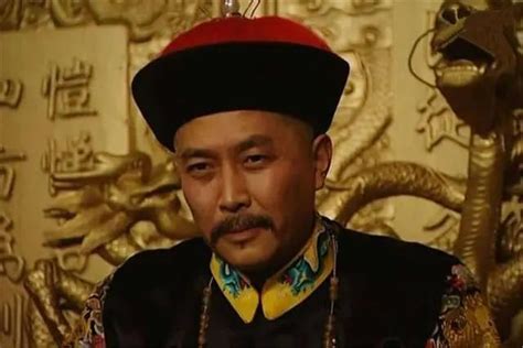 雍正王朝：康熙第一次废黜太子的真实目的是什么？|康熙|太子|阿哥_新浪新闻