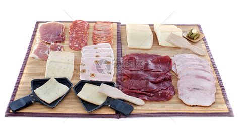 乳酪和肉熟食饮食平底锅芝士火腿美食香肠洋葱食物猪肉高清图片下载-正版图片320816563-摄图网