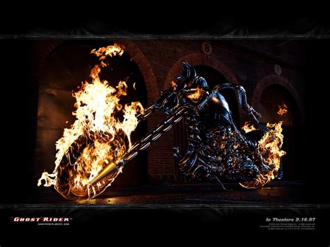 恶灵骑士的骷髅摩托车冒着地狱之火PSD素材免费下载_红动中国
