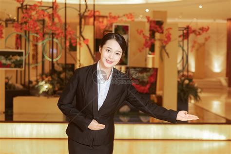 酒店管理商务女性接待高清图片下载-正版图片501125000-摄图网