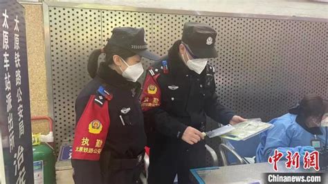 南京：女子乘警组岗前培训护春运_时图_图片频道_云南网